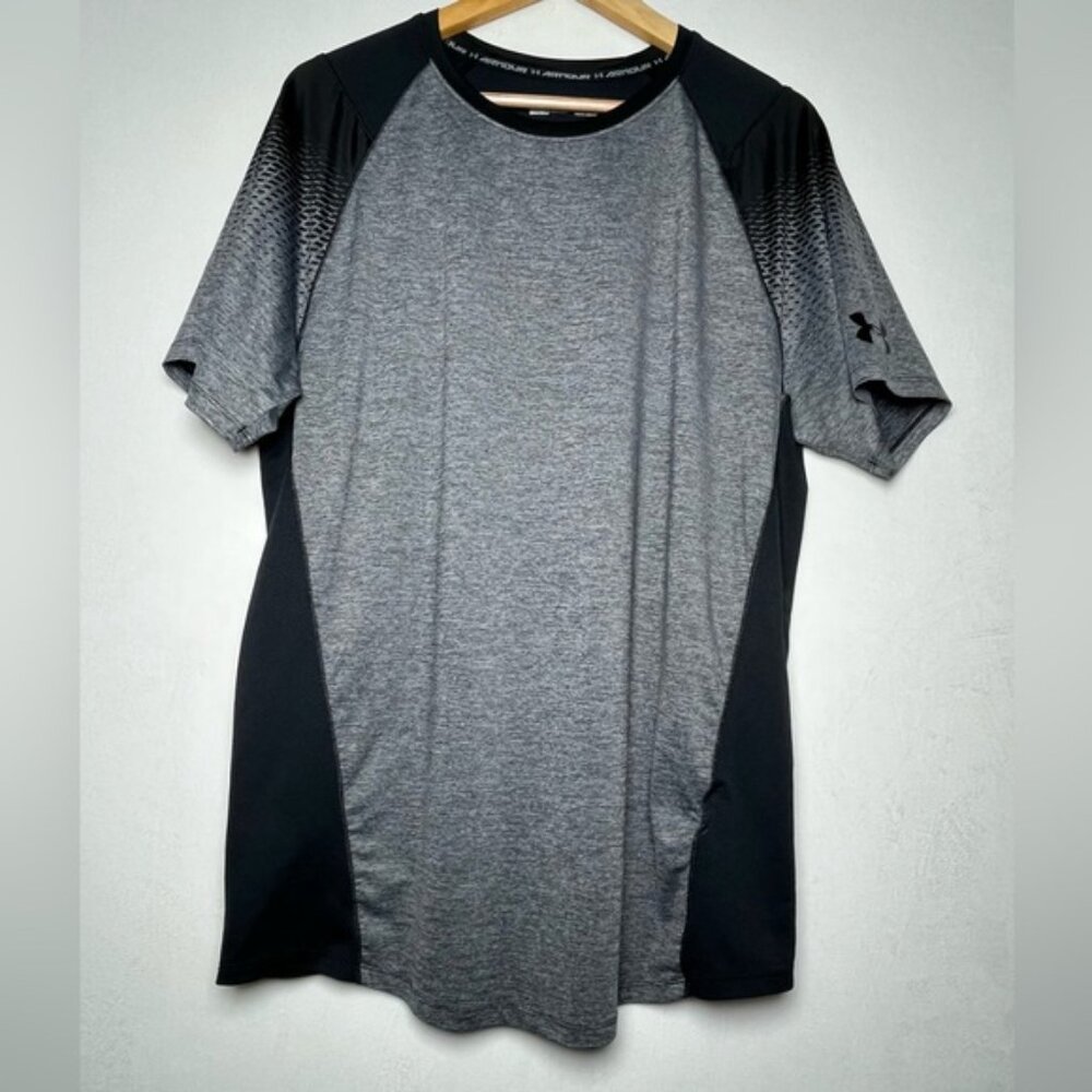 Under Armour Men's Gray and Black Heat Gear Athletic Shirt Size XL